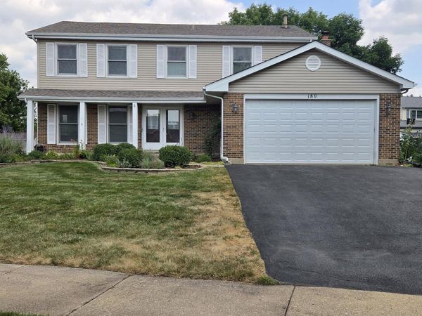 180 Farmgate Drive , Schaumburg, IL 60193