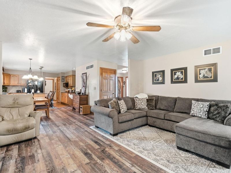 19325 Raymond Road , Marysville, OH 43040 Photo 23