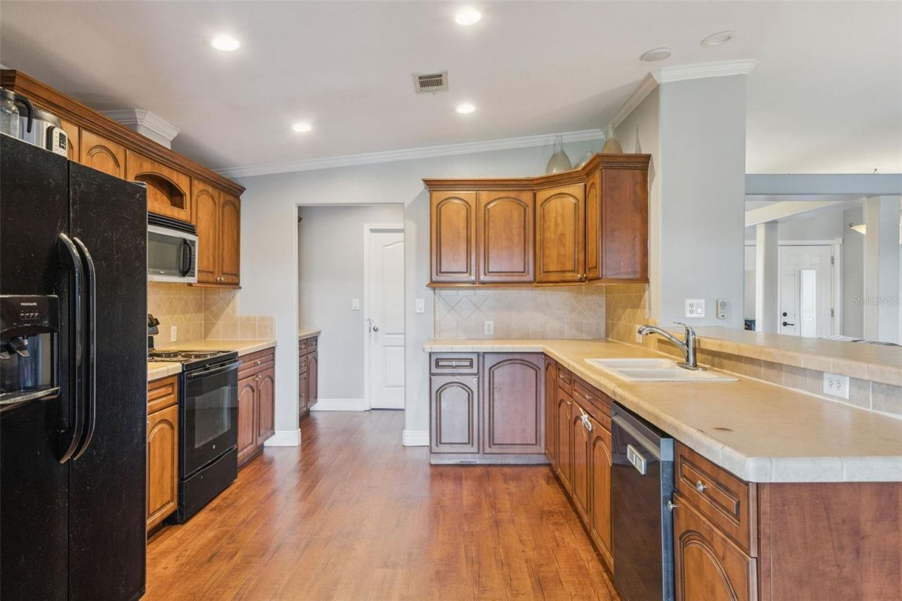 653 Lake Mobile Drive, Altamonte Springs, FL 32701 Photo