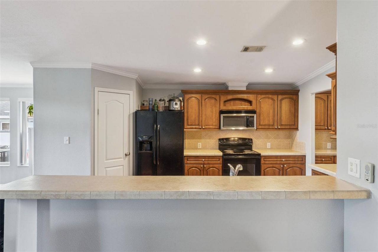 653 Lake Mobile Drive, Altamonte Springs, FL 32701 Photo