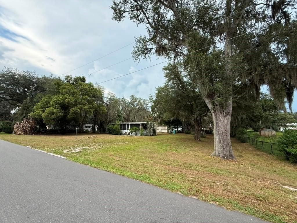 27416 Walnut Avenue, Okahumpka, FL 34762 Photo