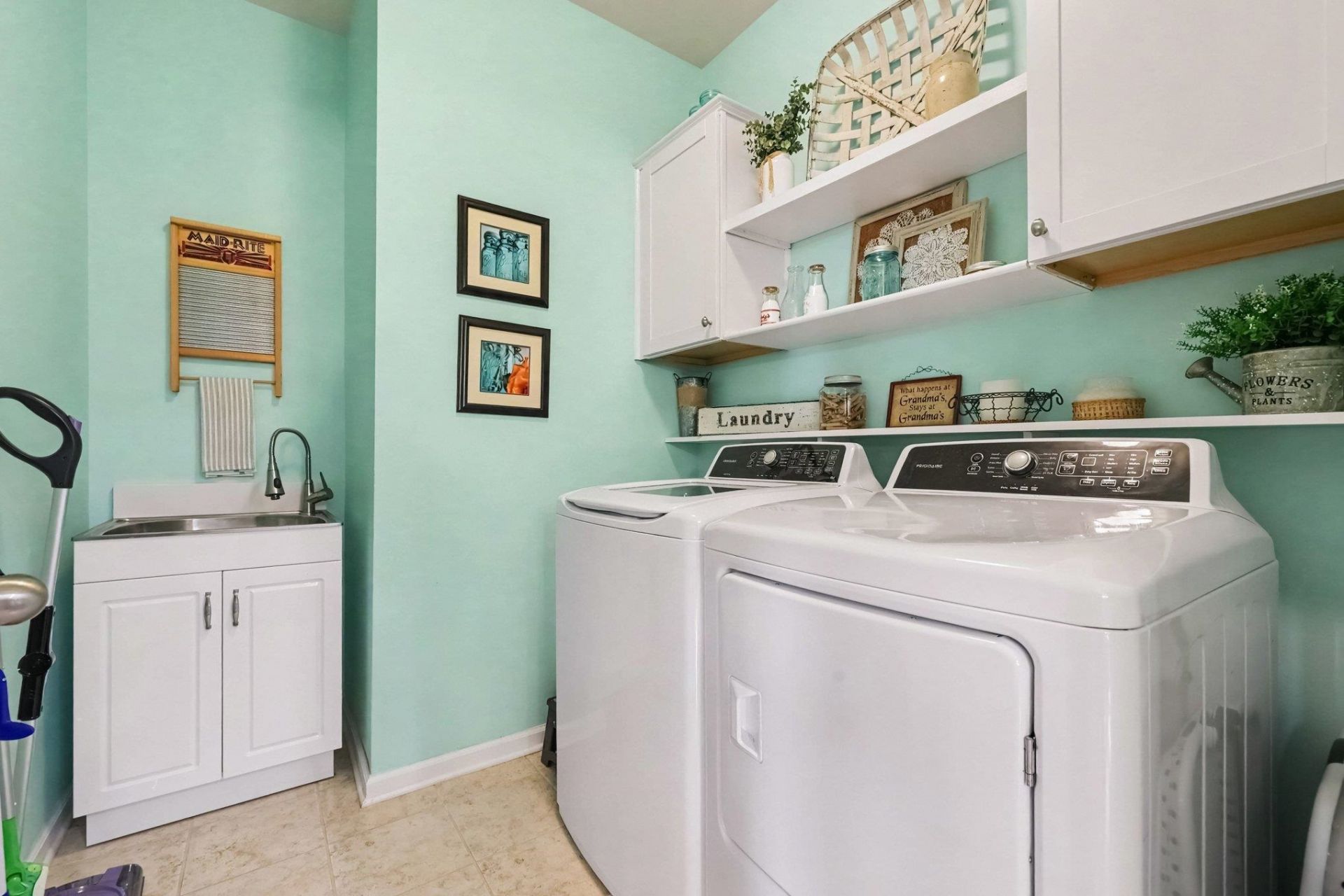 5813 Empoli Ct. Photo 37