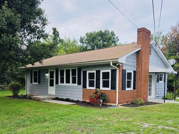 2820 Mount Pleasant BLVD, Roanoke, VA 24014