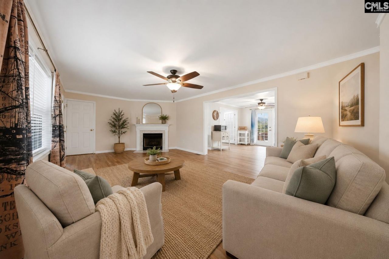 425 Crestwood Arch  Photo 7