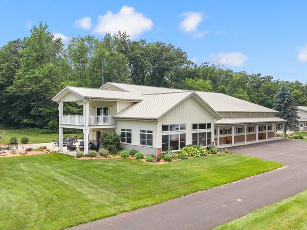 E6789 Loop Road, Reedsburg, WI 53959