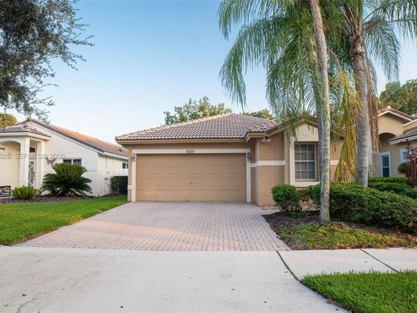 16410 Sapphire Bnd , Weston, FL 33331