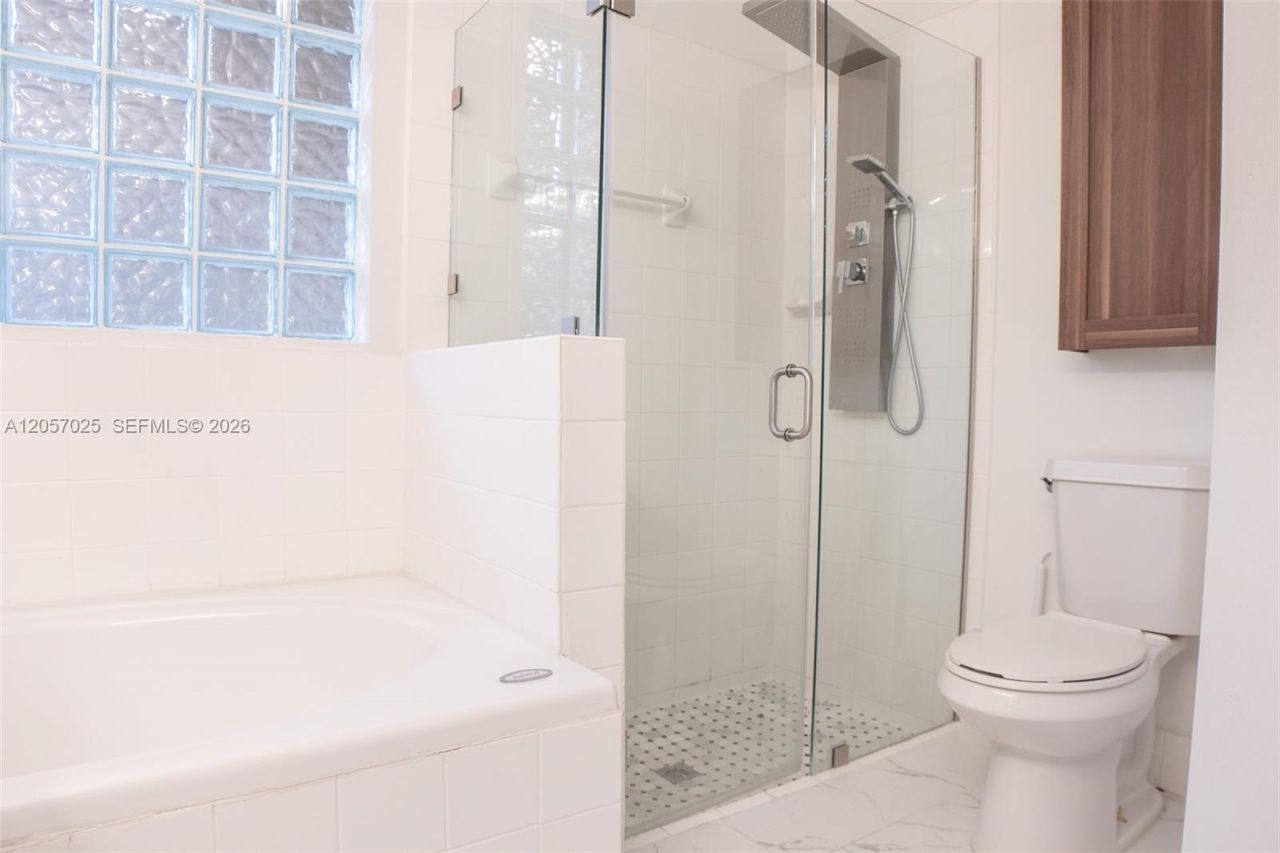 16410 Sapphire Bnd , Weston, FL 33331 Photo