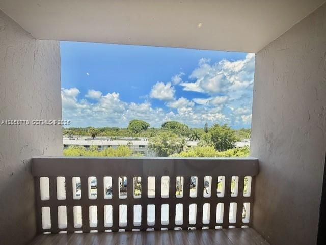90 Edgewater Dr , Unit 515, Coral Gables, FL 33133 Photo