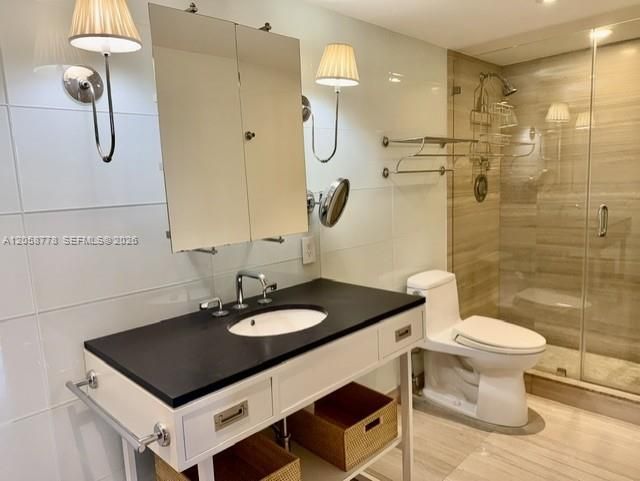 90 Edgewater Dr , Unit 515, Coral Gables, FL 33133 Photo