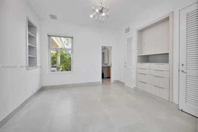621 N Mashta Drive , Key Biscayne, FL 33149 Photo