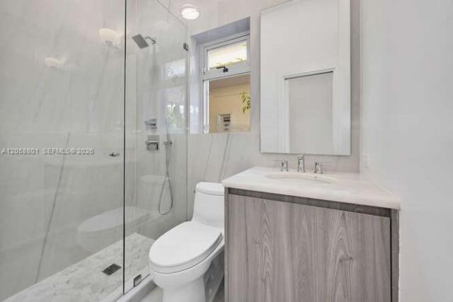 621 N Mashta Drive , Key Biscayne, FL 33149 Photo