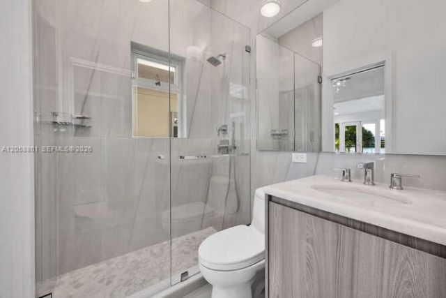 621 N Mashta Drive , Key Biscayne, FL 33149 Photo