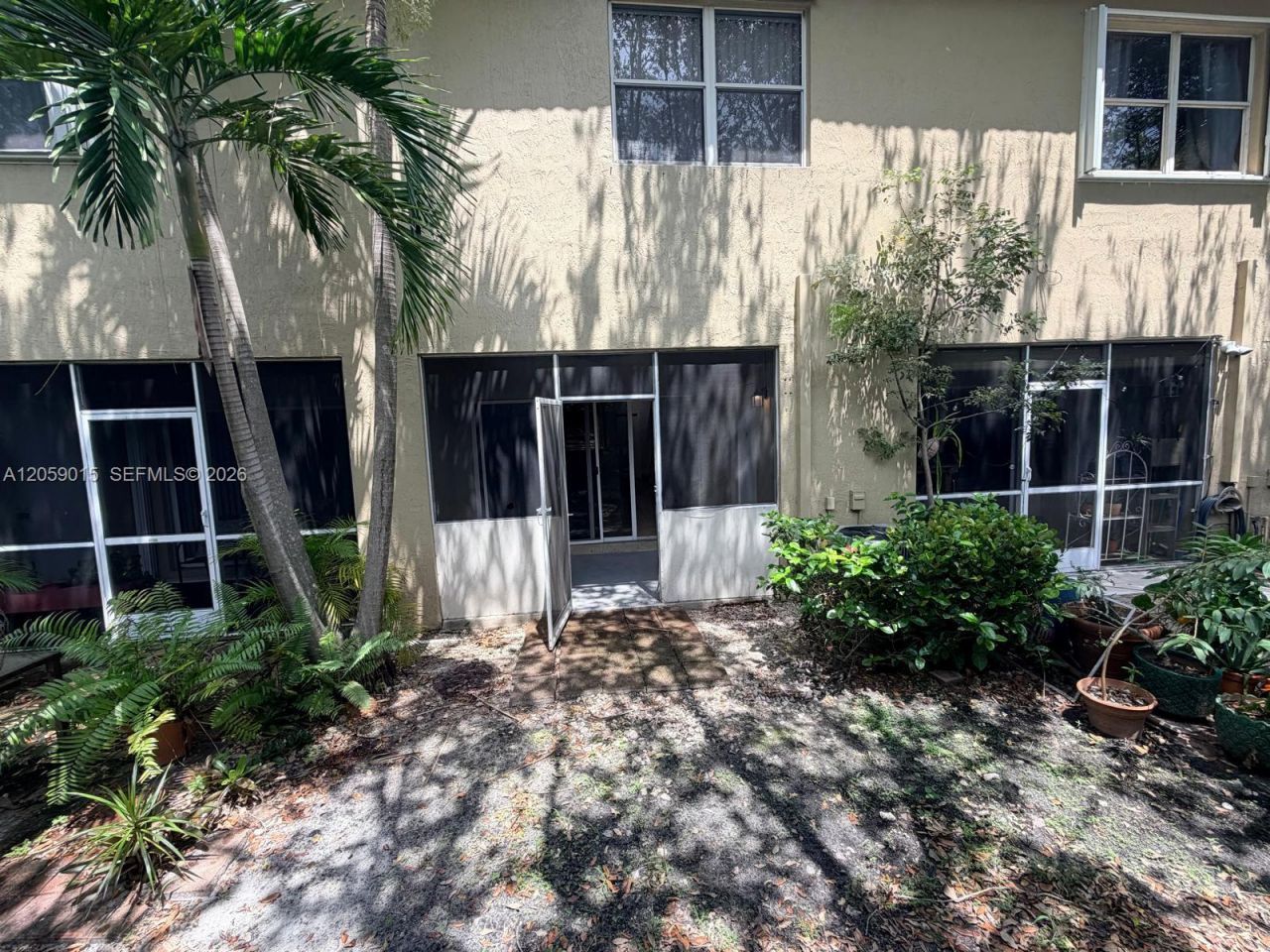 752 SW 122nd Ter, Pembroke Pines, FL 33025 Photo