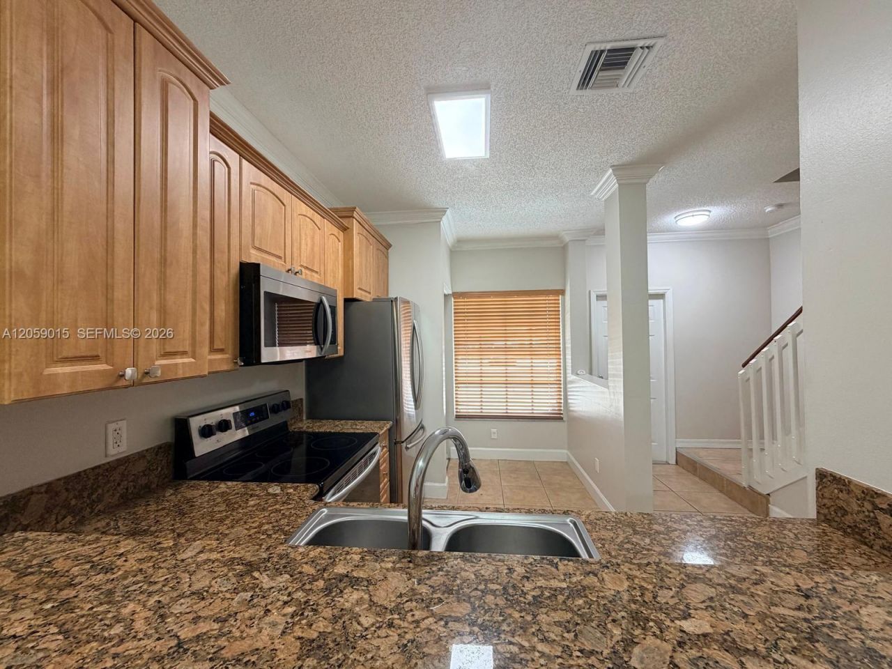 752 SW 122nd Ter, Pembroke Pines, FL 33025 Photo