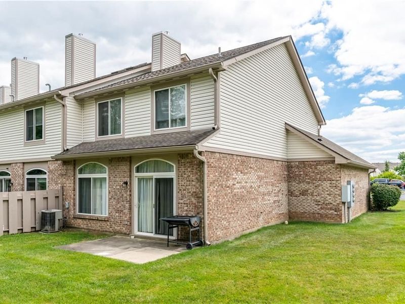 3600 Sequoia Drive, Beavercreek, OH 45431 Photo 2