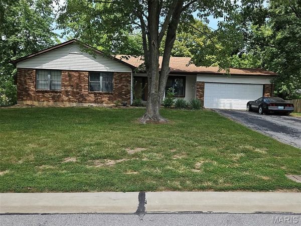 13 Ashbrook Drive , Unincorporated, MO 63376