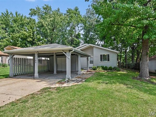 2365 Buttonwood Court, Florissant, MO 63031