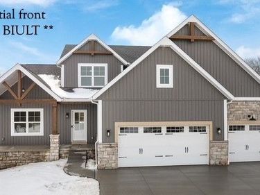3680 Kenway Boulevard, Green, OH 44685