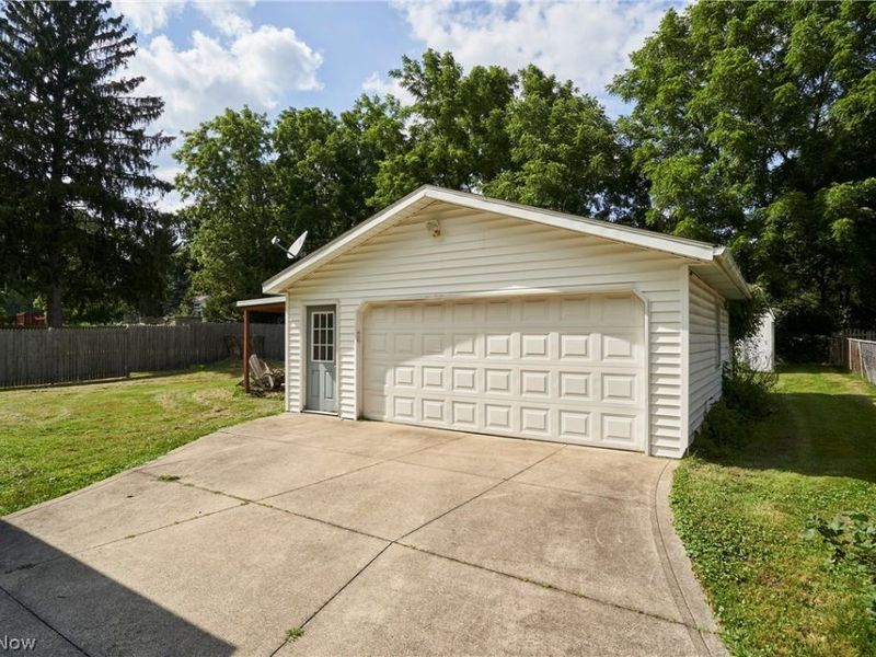 3295 Tisen Road, Akron, OH 44312 Photo 3
