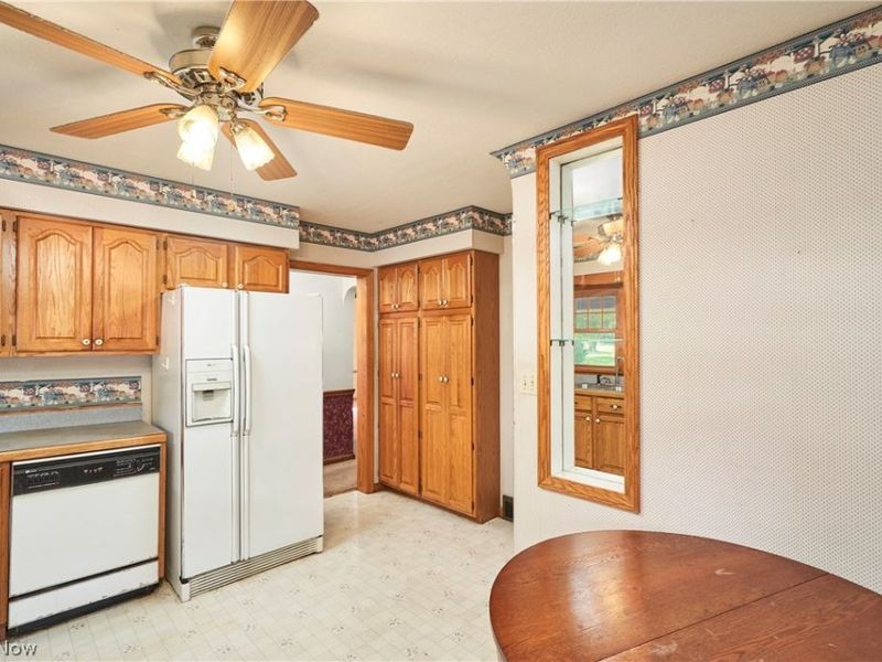 3295 Tisen Road, Akron, OH 44312 Photo 8