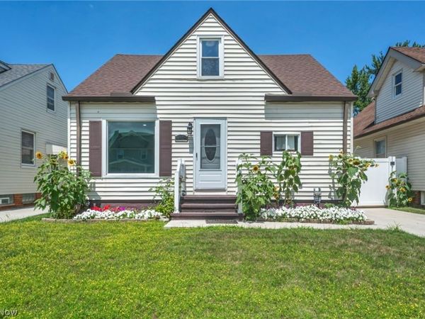 4418 Maplecrest Avenue , Parma, OH 44134