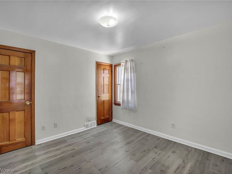 4418 Maplecrest Avenue, Parma, OH 44134 Photo 11