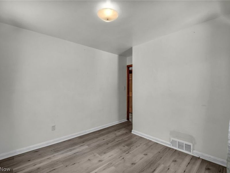 4418 Maplecrest Avenue, Parma, OH 44134 Photo 13