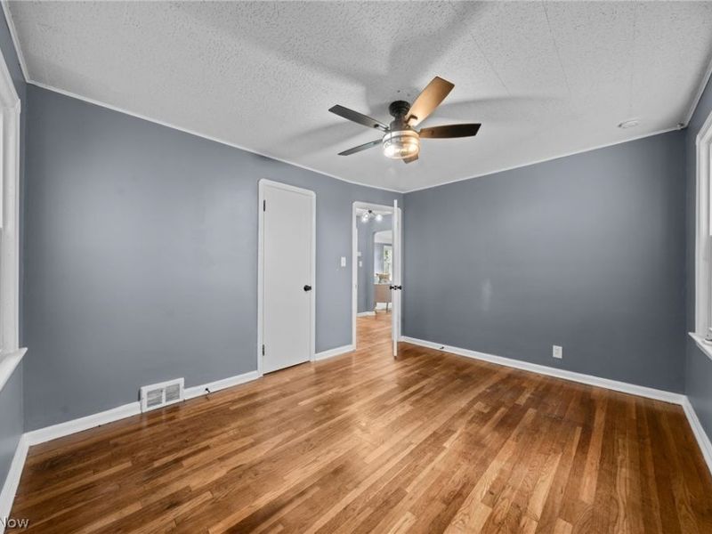 8219 Wainstead Drive, Parma, OH 44129 Photo 16