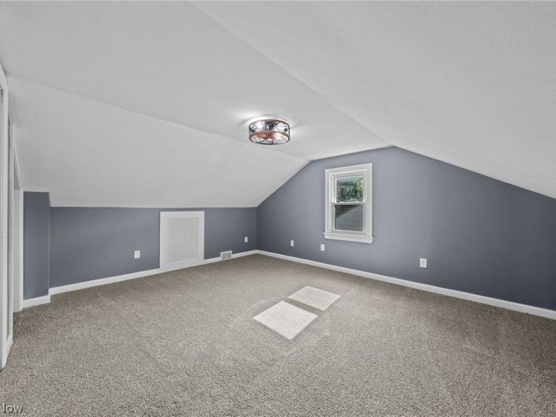 8219 Wainstead Drive, Parma, OH 44129 Photo 25