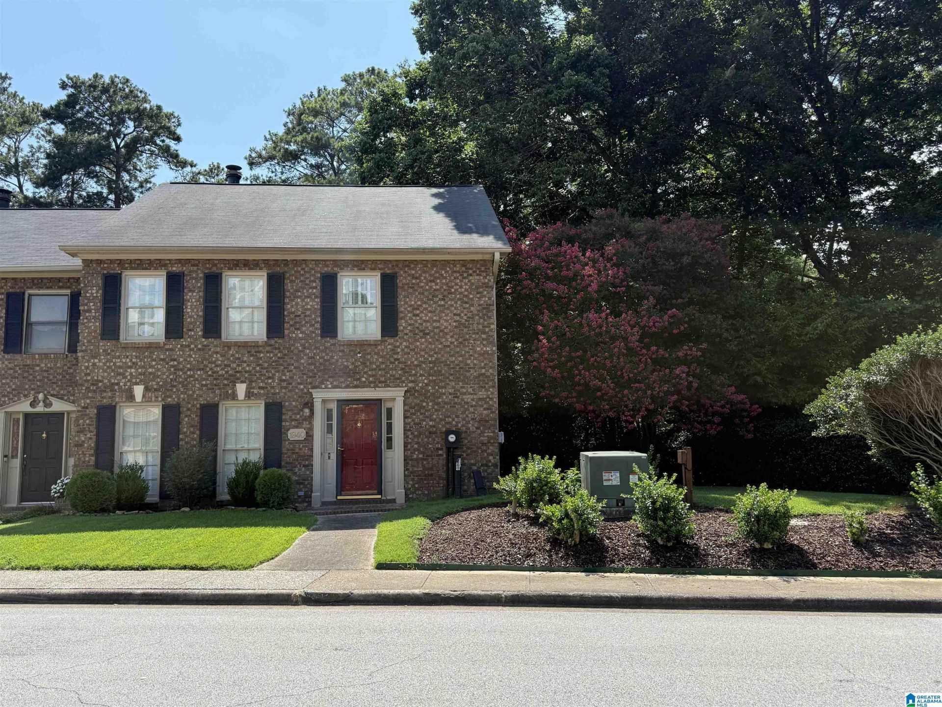 1940 Mountain Laurel Lane, Hoover, AL 35244 Main Photo