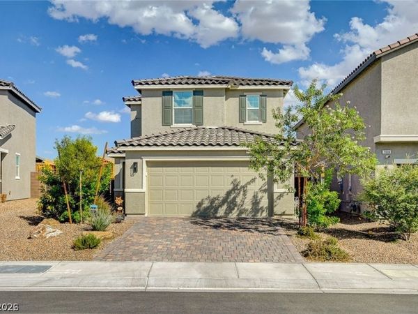 7040 Fossil Lake Street , North Las Vegas, NV 89084