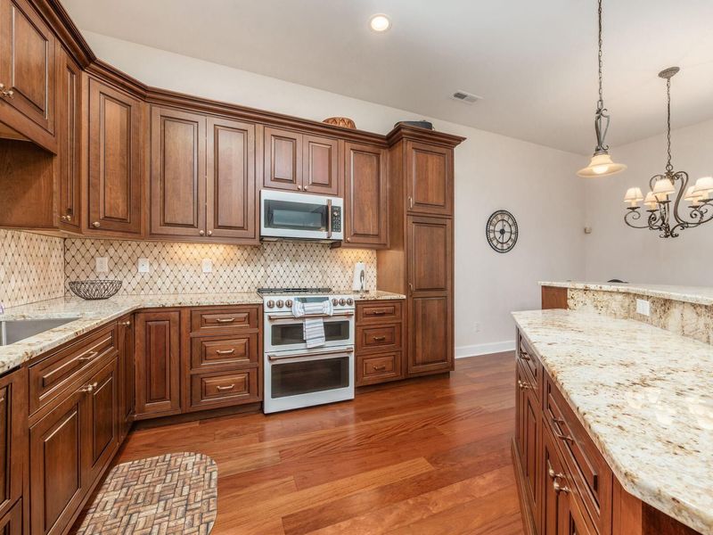 2738 Scioto Station Drive, Columbus, OH 43204 Photo 9
