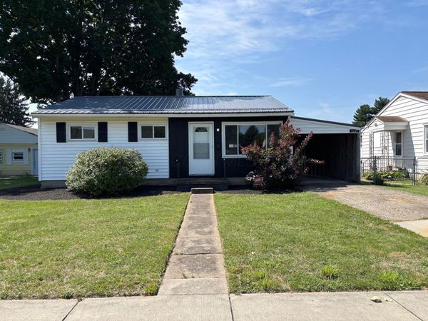 1045 W Church Street , Newark, OH 43055