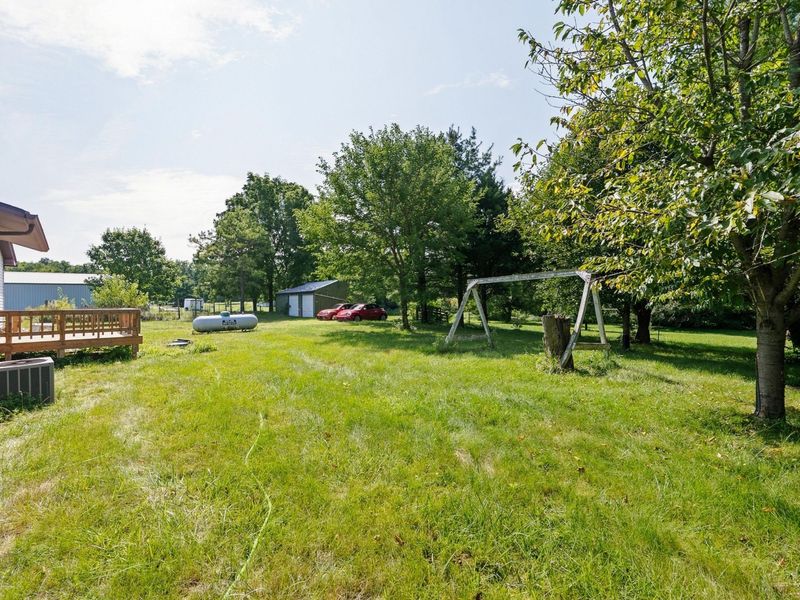 7827 Duvall Road, Ashville, OH 43103 Photo 18