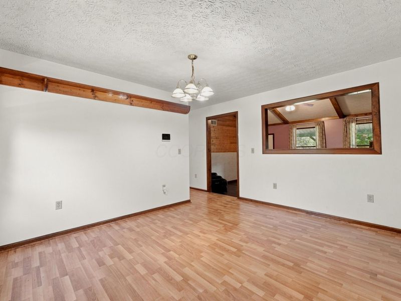 7827 Duvall Road, Ashville, OH 43103 Photo 40