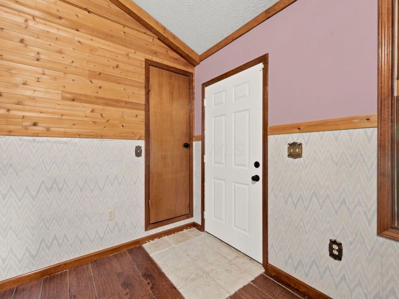7827 Duvall Road, Ashville, OH 43103 Photo 45