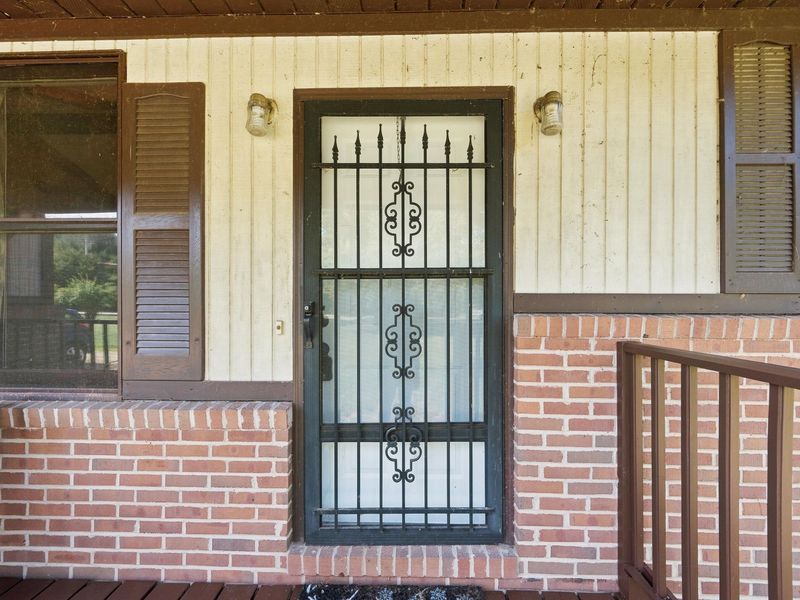 7827 Duvall Road, Ashville, OH 43103 Photo 5