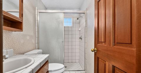 9430 Maris Ln, Elk Grove, CA 95624 Photo