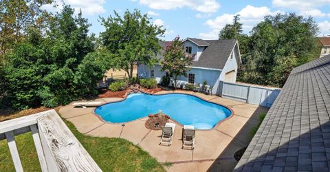 9430 Maris Ln, Elk Grove, CA 95624 Photo