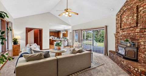 9430 Maris Ln, Elk Grove, CA 95624 Photo