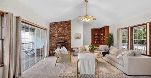 9430 Maris Ln, Elk Grove, CA 95624 Photo