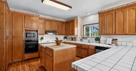 9430 Maris Ln, Elk Grove, CA 95624 Photo