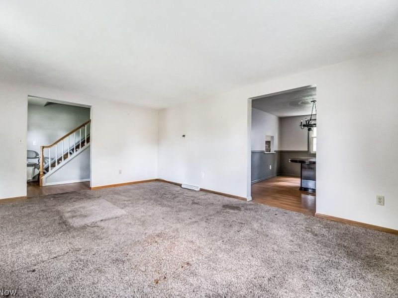 731 Redwood Drive, Canal Fulton, OH 44614 Photo 5
