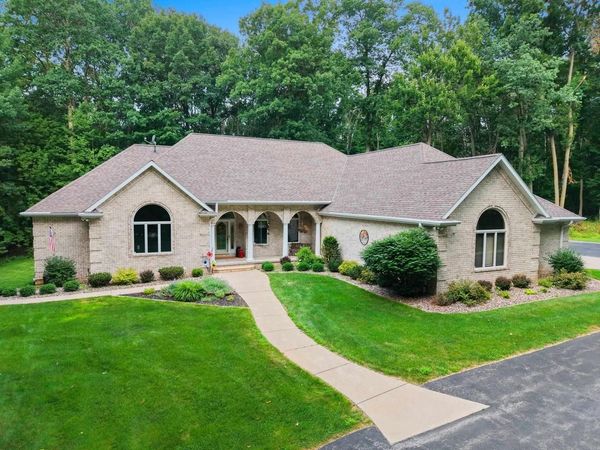 696 SPRINGBROOK DRIVE, Hobart, WI 54155
