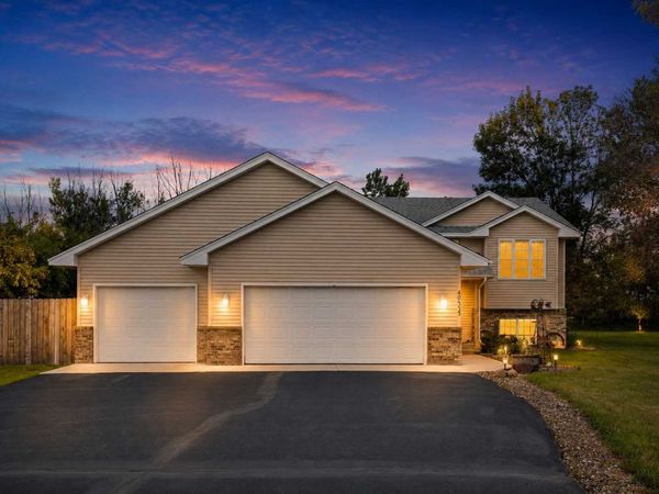 40533 Golden Avenue , North Branch, MN 55056