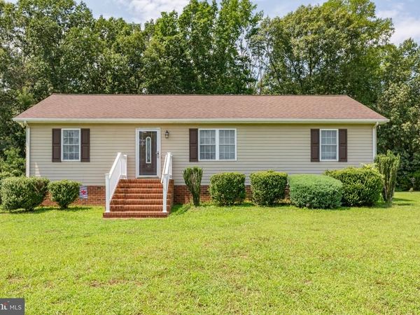 777 LOWE DRIVE, HAGUE, VA 22469
