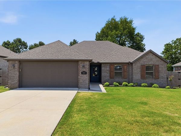 7819 Longspur Avenue , Springdale, AR 72762