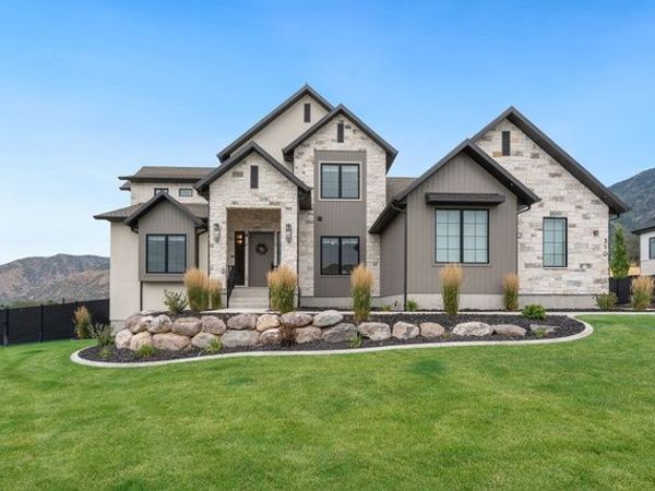 310 S AUTUMN BLAZE CIR , Woodland Hills, UT 84653