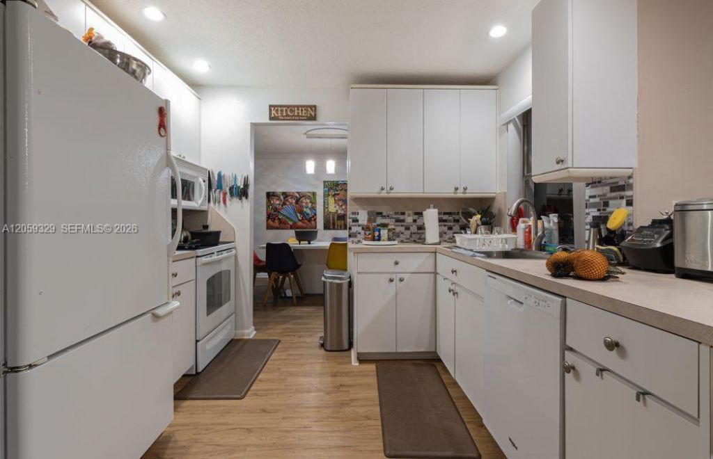 7940 NW 9th St, Unit 7940, Margate, FL 33063 Photo