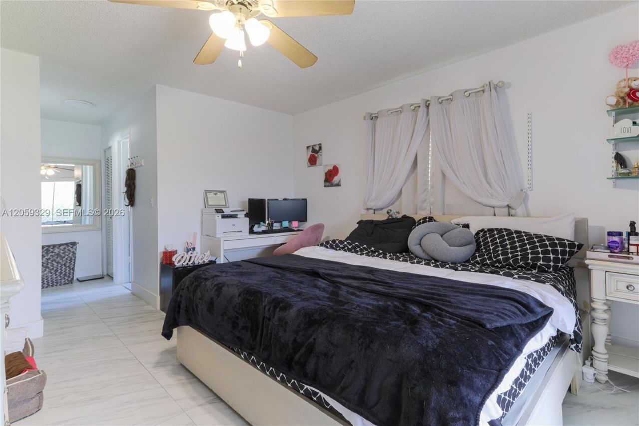 7940 NW 9th St, Unit 7940, Margate, FL 33063 Photo